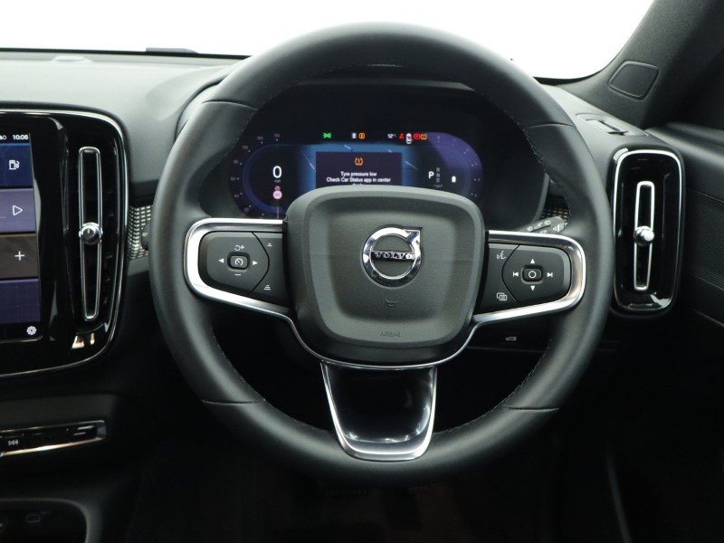 Used Volvo XC40 2024 for sale - 76981315: Photo 48