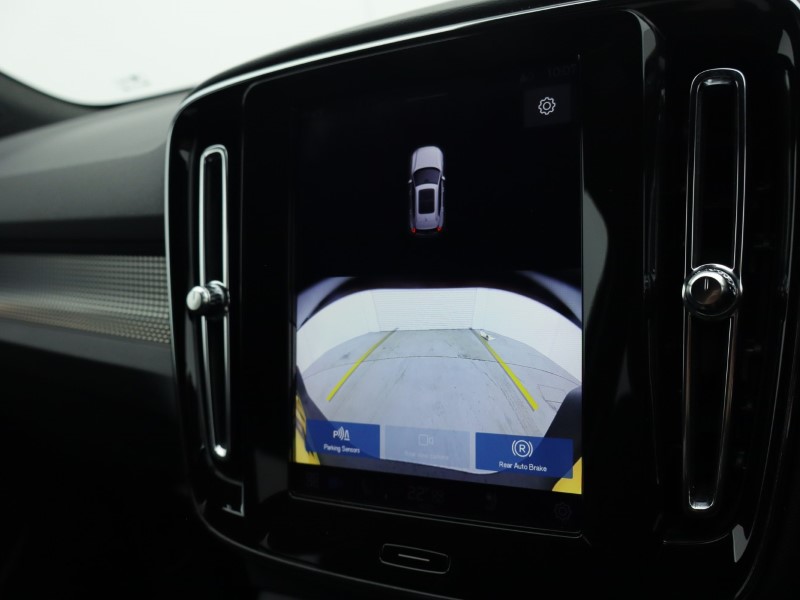 Used Volvo XC40 2024 for sale - 76981315: Photo 54