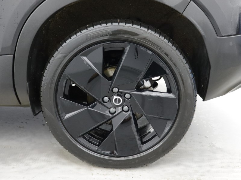 Used Volvo XC40 2025 for sale - 76981070: Photo 12