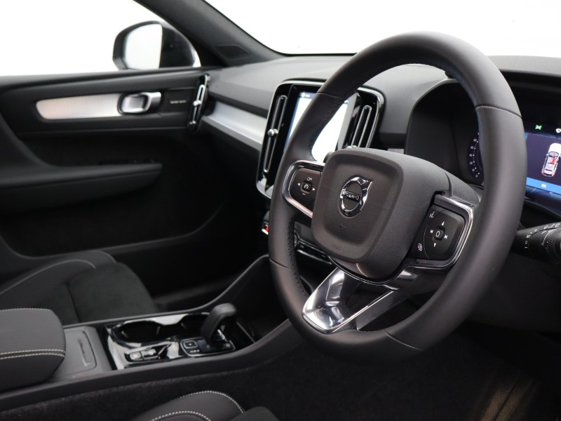 Used Volvo XC40 2025 for sale - 76981070: Photo 32