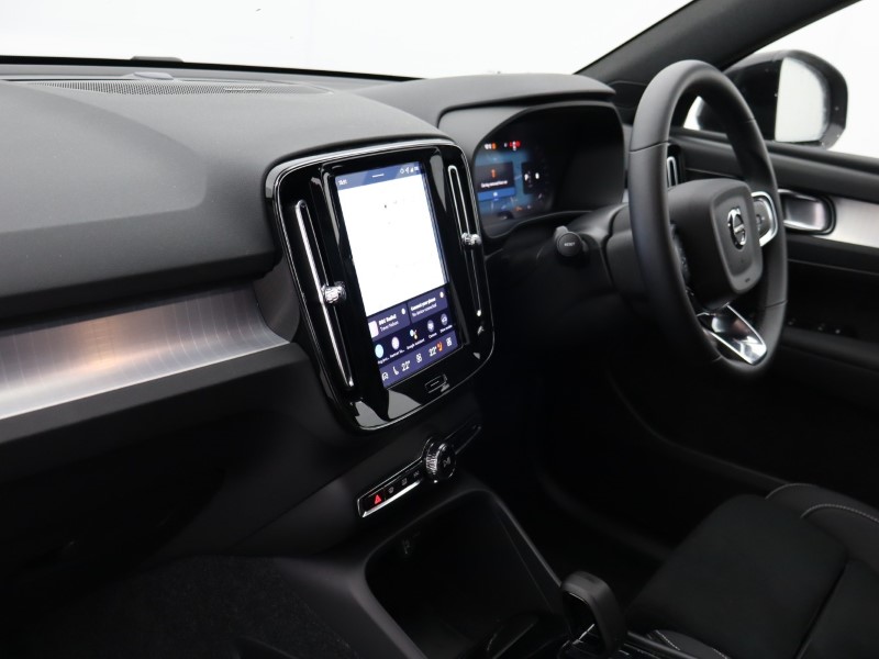 Used Volvo XC40 2025 for sale - 76981070: Photo 38