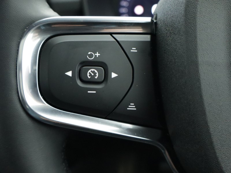 Used Volvo XC40 2025 for sale - 76981070: Photo 44