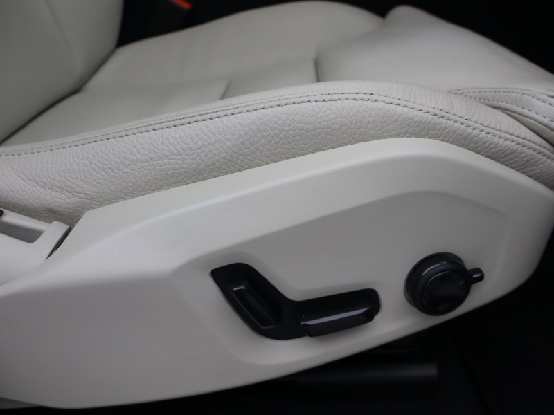 Used Volvo XC60 2023 for sale - 76981149: Photo 23