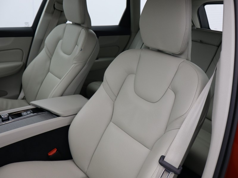 Used Volvo XC60 2023 for sale - 76981149: Photo 26