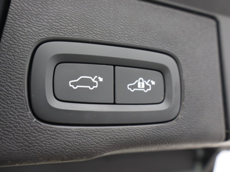 Used Volvo XC60 2023 for sale - 76981149: Photo 58