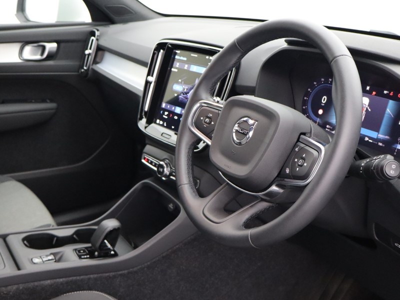 Used Volvo XC40 2025 for sale - 76981532: Photo 23