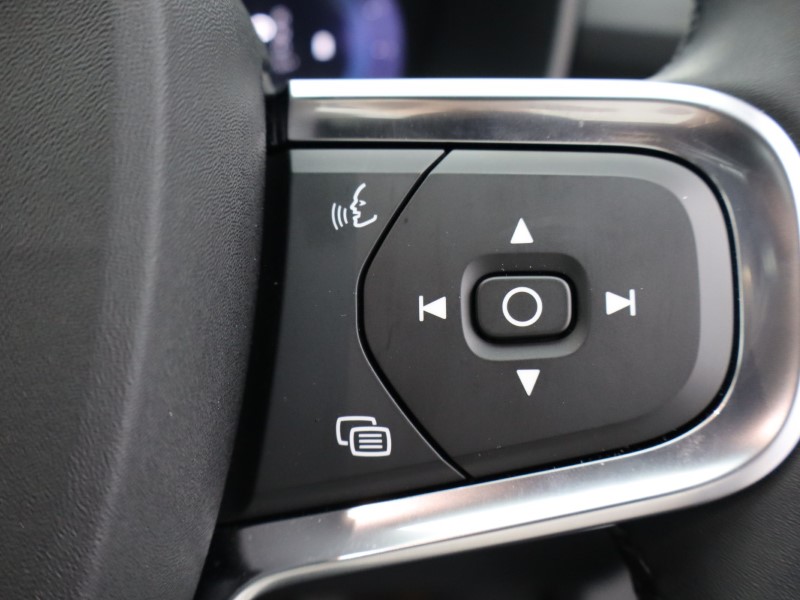 Used Volvo XC40 2025 for sale - 76981532: Photo 31