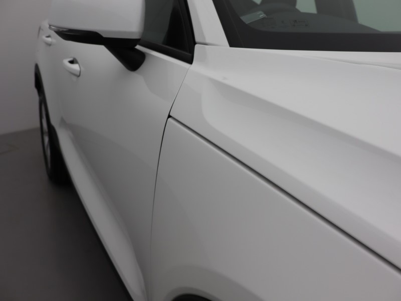 Used Volvo XC40 2025 for sale - 76981532: Photo 48