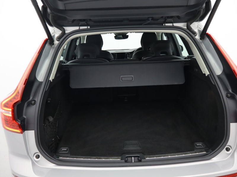 Used Volvo XC60 2023 for sale - 76981957: Photo 18