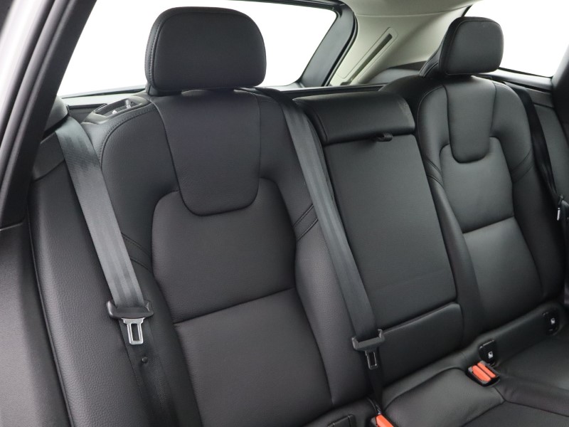 Used Volvo XC60 2023 for sale - 76981957: Photo 44