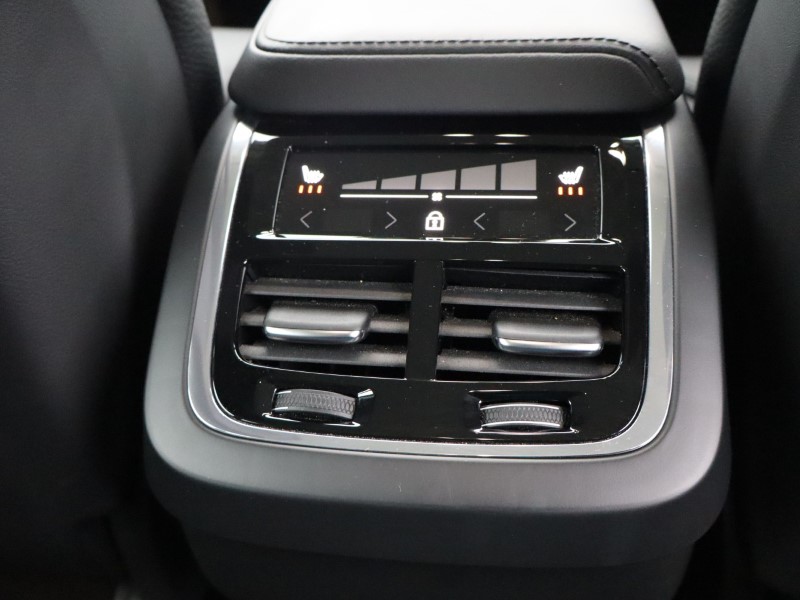 Used Volvo XC60 2023 for sale - 76981957: Photo 47