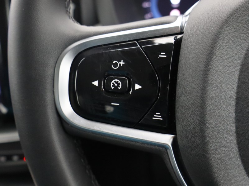 Used Volvo XC60 2023 for sale - 76981957: Photo 50