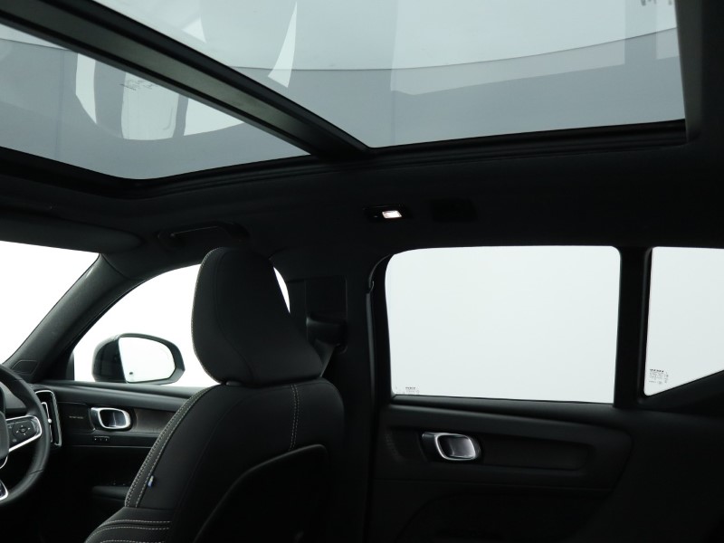 Used Volvo XC40 2023 for sale - 77005517: Photo 29