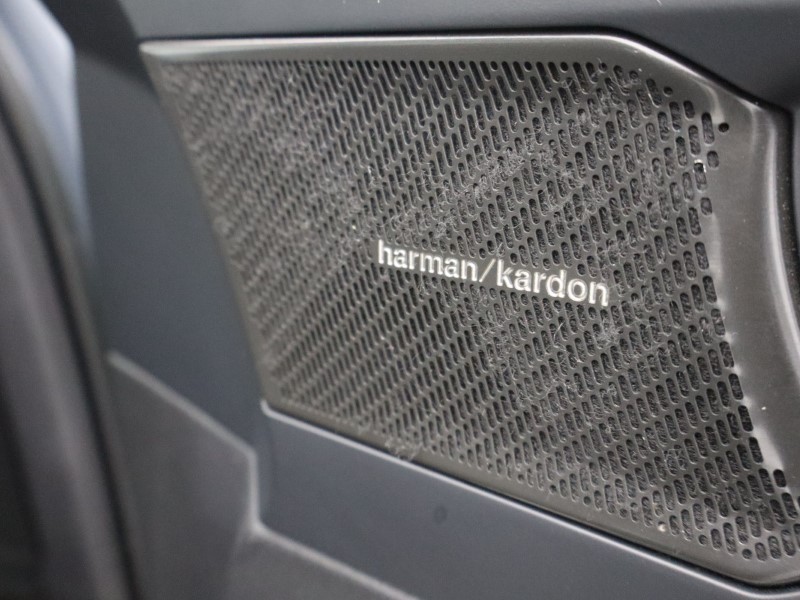 Used Volvo XC40 2023 for sale - 77005517: Photo 34