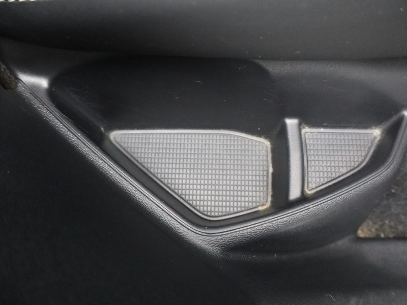 Used Volvo XC40 2023 for sale - 77005517: Photo 44