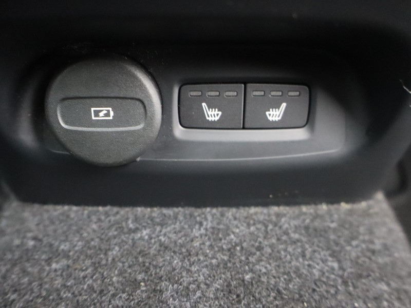 Used Volvo XC40 2023 for sale - 77005517: Photo 48