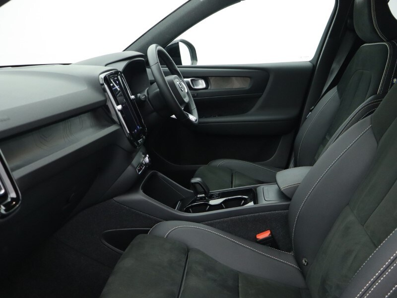 Used Volvo XC40 2023 for sale - 77005517: Photo 5