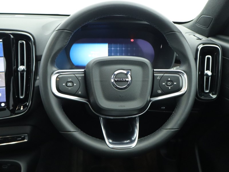 Used Volvo XC40 2023 for sale - 77005517: Photo 50