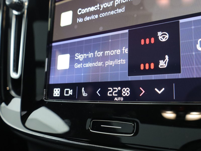 Used Volvo XC40 2023 for sale - 77005517: Photo 56