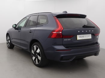 Used Volvo XC60 2024 for sale - 79081022: Photo
