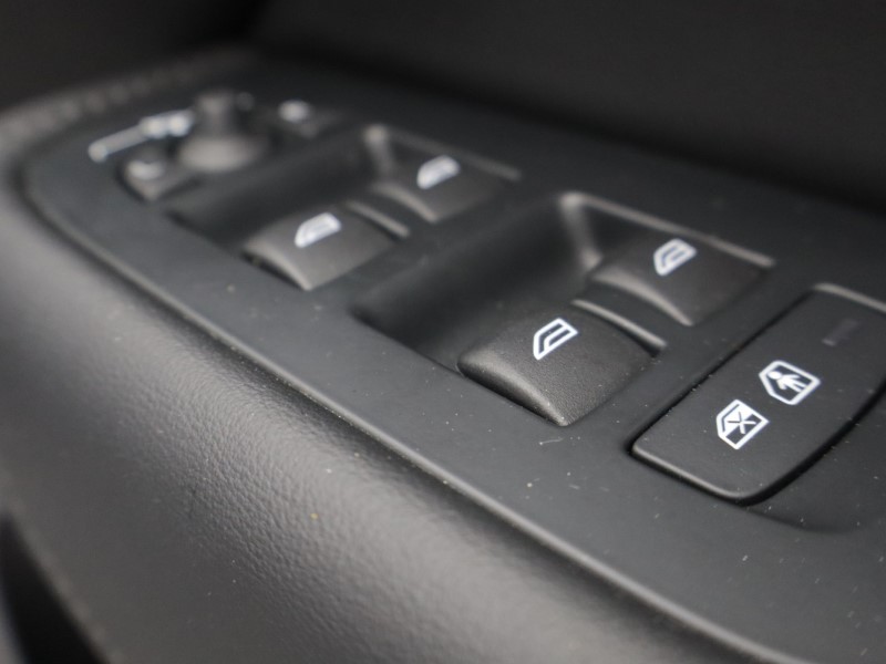 Used Volvo XC60 2025 for sale - 77570184: Photo 28