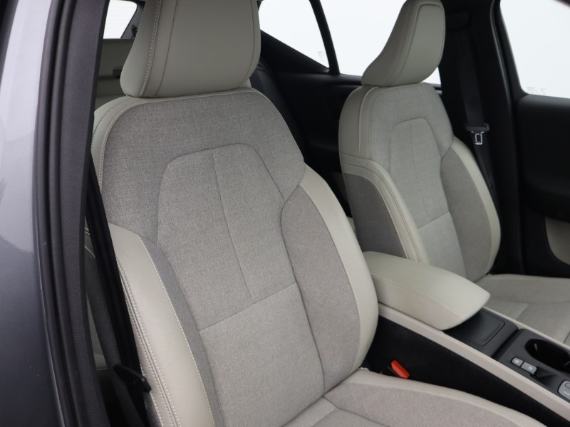 Used Volvo XC40 2019 for sale - 76982066: Photo 24