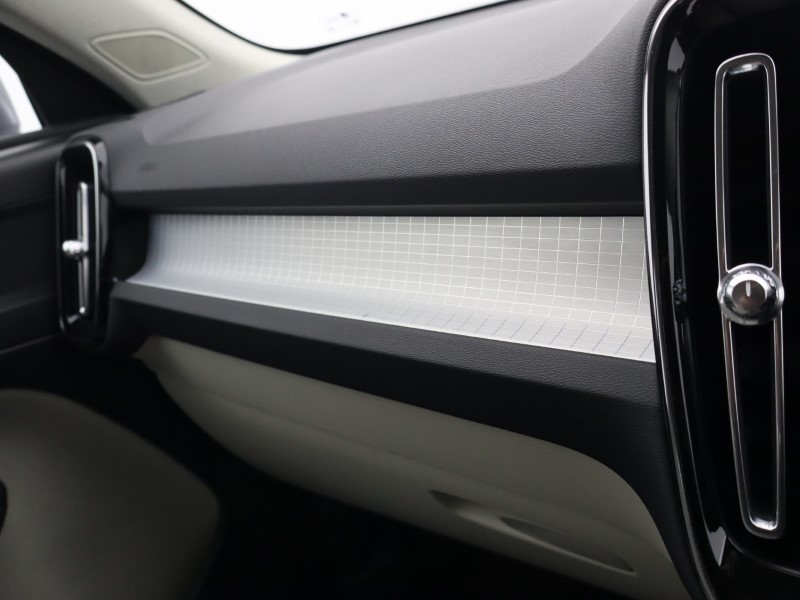 Used Volvo XC40 2019 for sale - 76982066: Photo 44