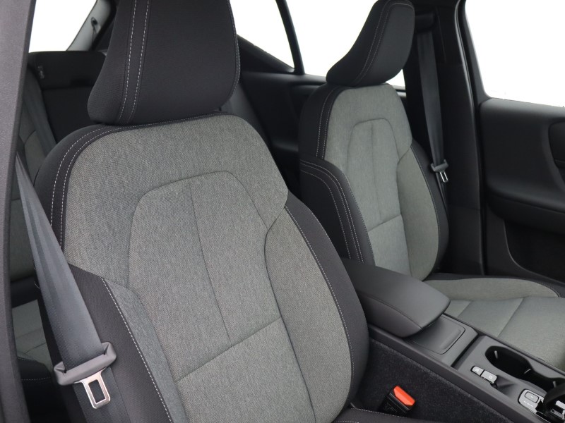 Used Volvo XC40 2025 for sale - 76982387: Photo 22