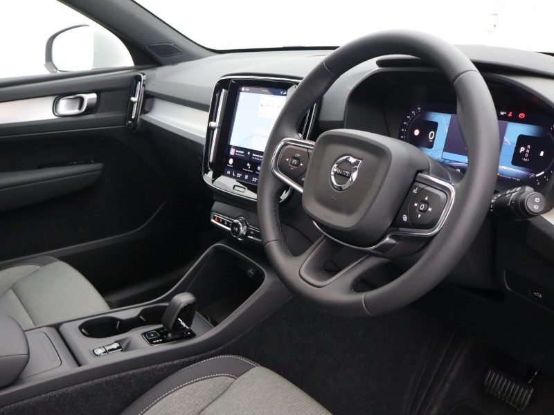 Used Volvo XC40 2025 for sale - 76982387: Photo 23