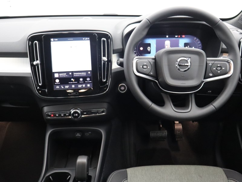 Used Volvo XC40 2025 for sale - 76982387: Photo 30