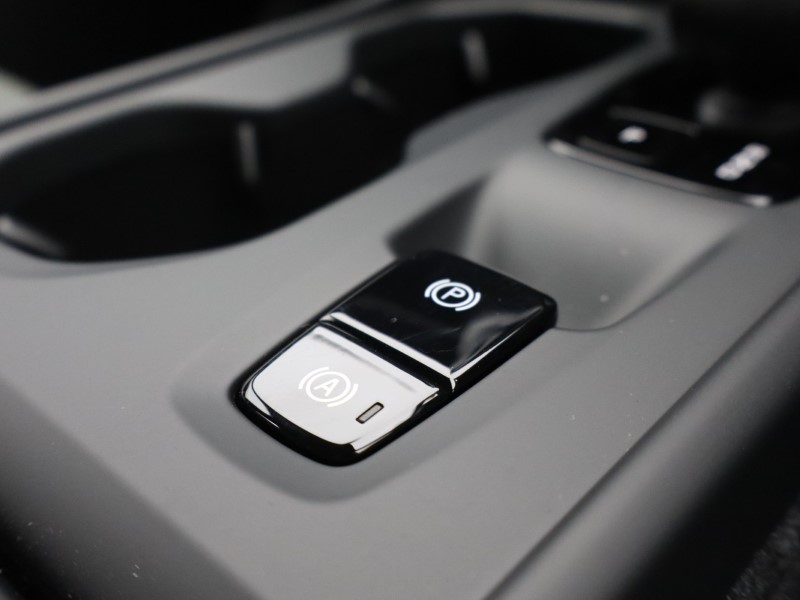 Used Volvo XC40 2025 for sale - 76982387: Photo 43