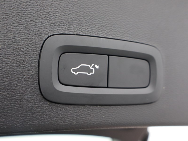 Used Volvo XC40 2025 for sale - 76982387: Photo 54