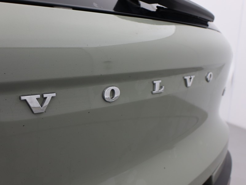 Used Volvo XC40 2023 for sale - 78042283: Photo 23
