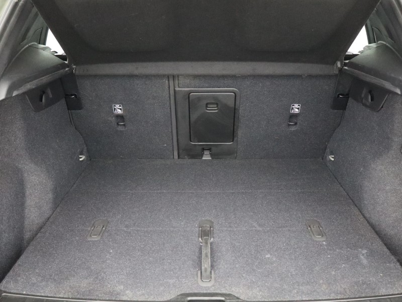 Used Volvo XC40 2023 for sale - 78042283: Photo 26