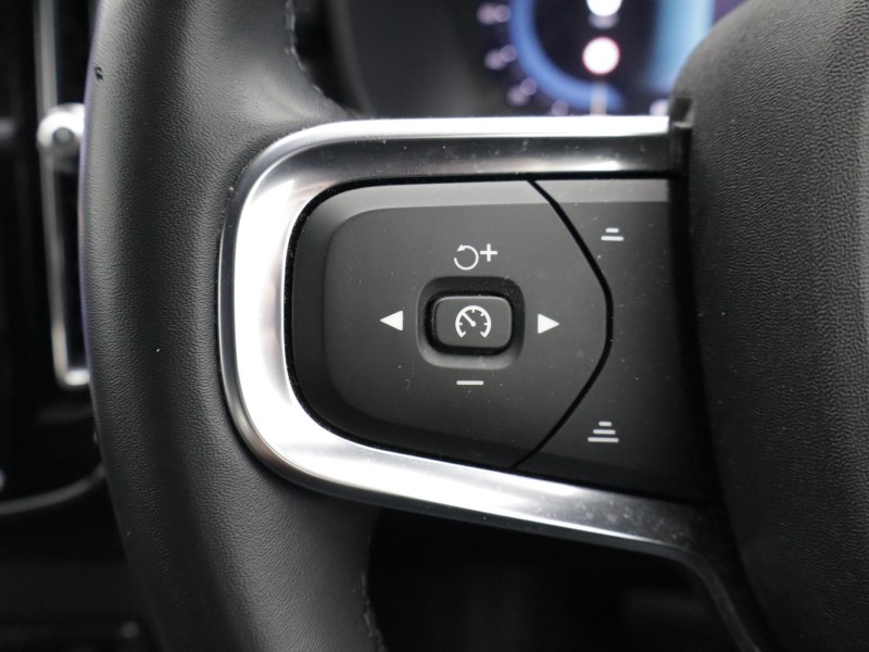 Used Volvo XC40 2023 for sale - 78042283: Photo 46