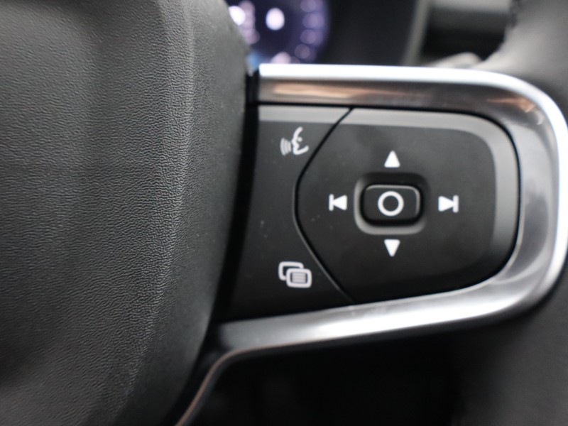 Used Volvo XC40 2025 for sale - 76980978: Photo 40