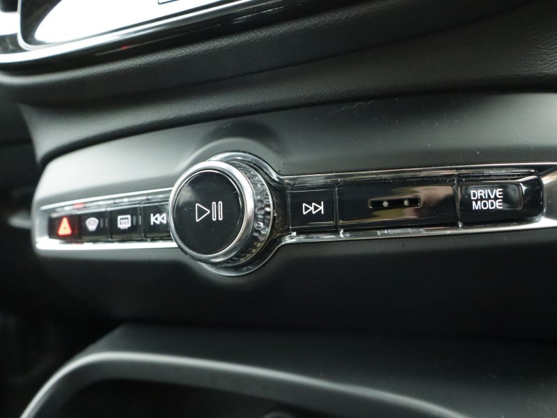 Used Volvo XC40 2021 for sale - 77417102: Photo 51