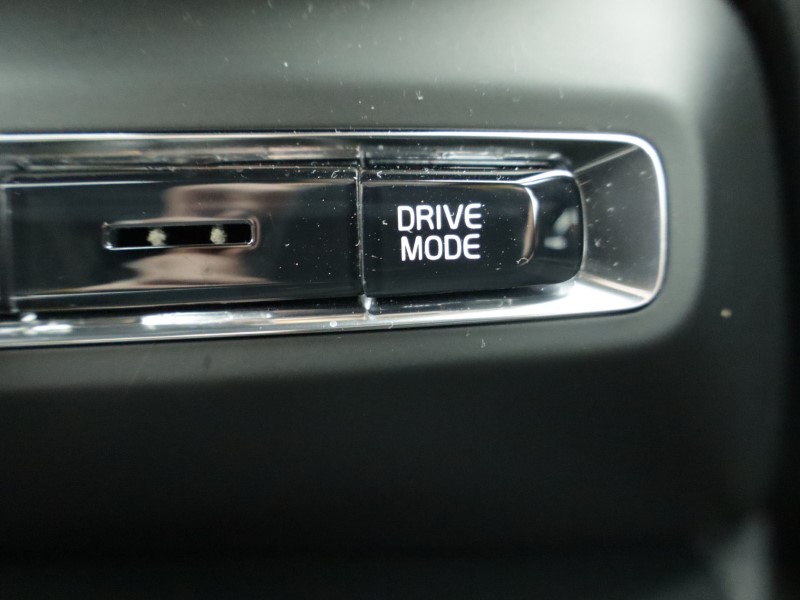 Used Volvo XC40 2021 for sale - 77417102: Photo 52