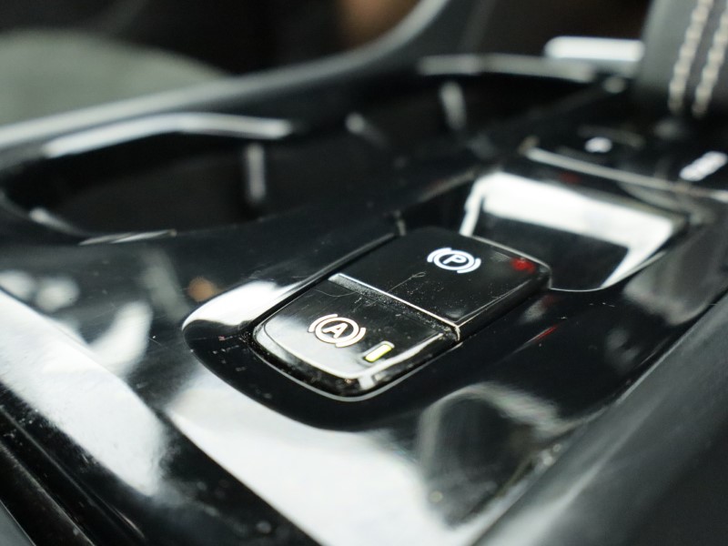 Used Volvo XC40 2021 for sale - 77417102: Photo 55