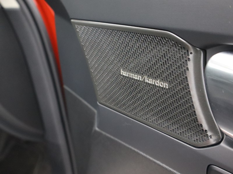 Used Volvo XC40 2025 for sale - 76981337: Photo 17