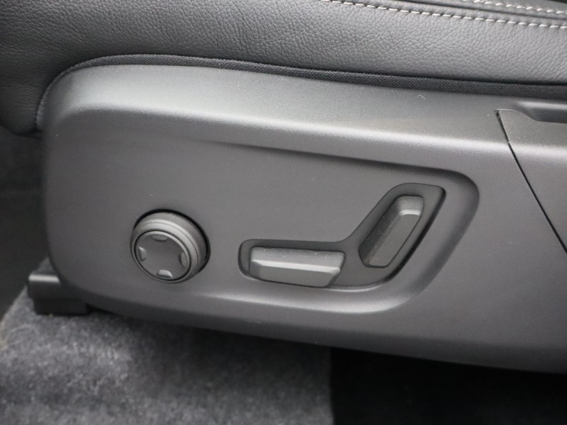 Used Volvo XC40 2025 for sale - 76981337: Photo 28