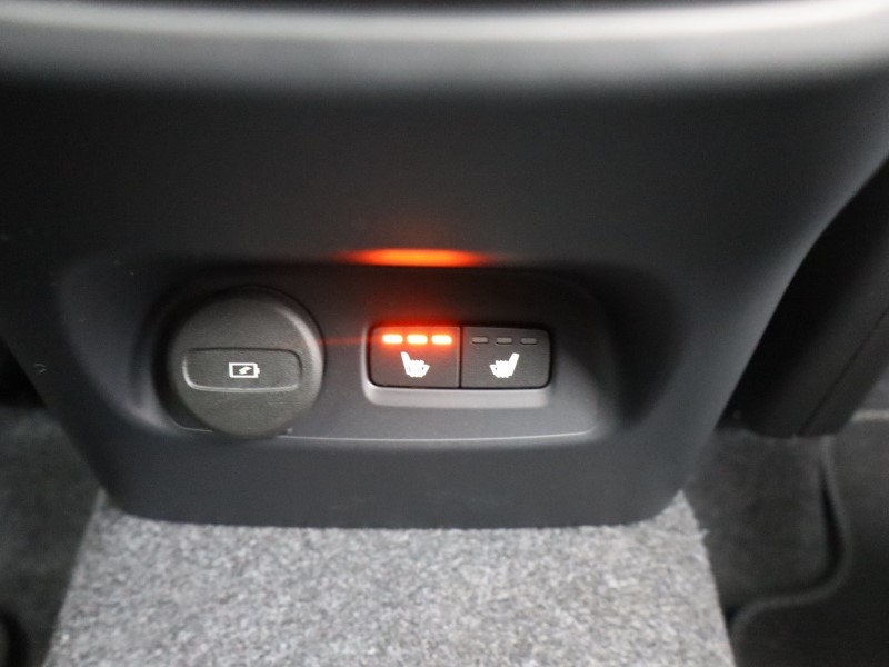 Used Volvo XC40 2025 for sale - 76981337: Photo 33