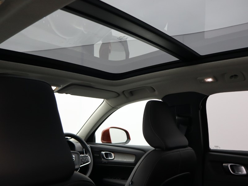 Used Volvo XC40 2025 for sale - 76981337: Photo 38