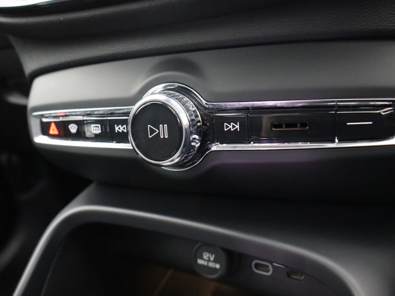 Used Volvo XC40 2025 for sale - 76981337: Photo 47