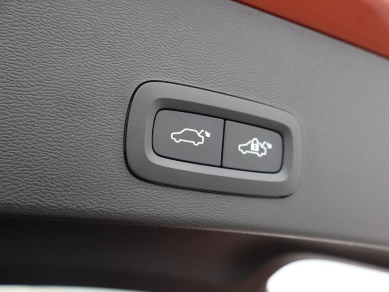 Used Volvo XC40 2025 for sale - 76981337: Photo 62