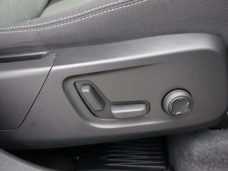 Used Volvo XC40 2024 for sale - 76981324: Photo 34