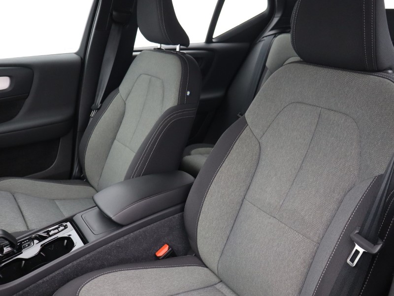 Used Volvo XC40 2024 for sale - 76981324: Photo 38