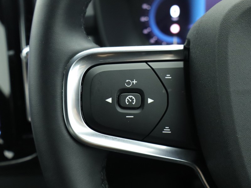 Used Volvo XC40 2024 for sale - 76981324: Photo 48