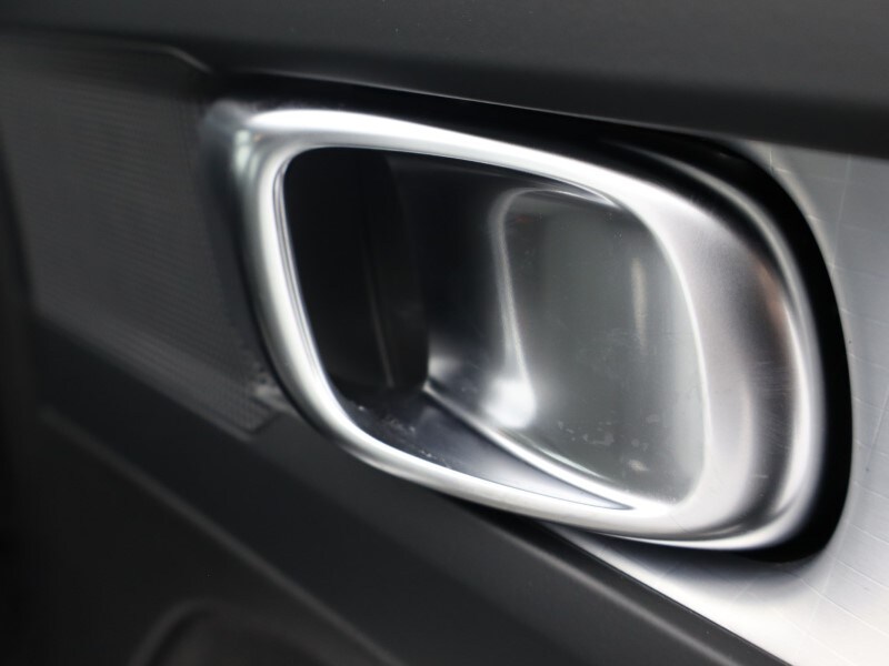 Used Volvo XC40 2025 for sale - 78190451: Photo 19