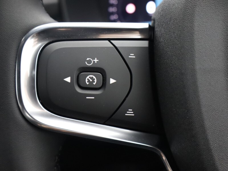 Used Volvo XC40 2025 for sale - 78190451: Photo 33